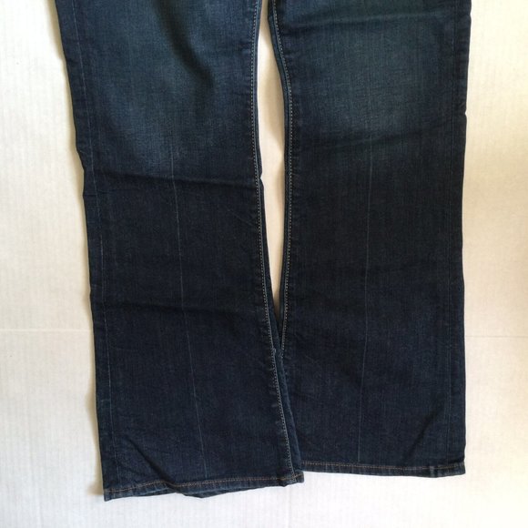 Lucky Brand Women Jeans Sofia Boot Size 6/28 Dark Embroidered Pockets Made USA - Picture 5 of 6